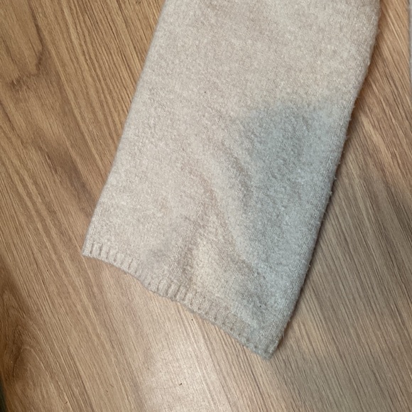 Cream Oak + Fort Sweater - Picture 3 of 4